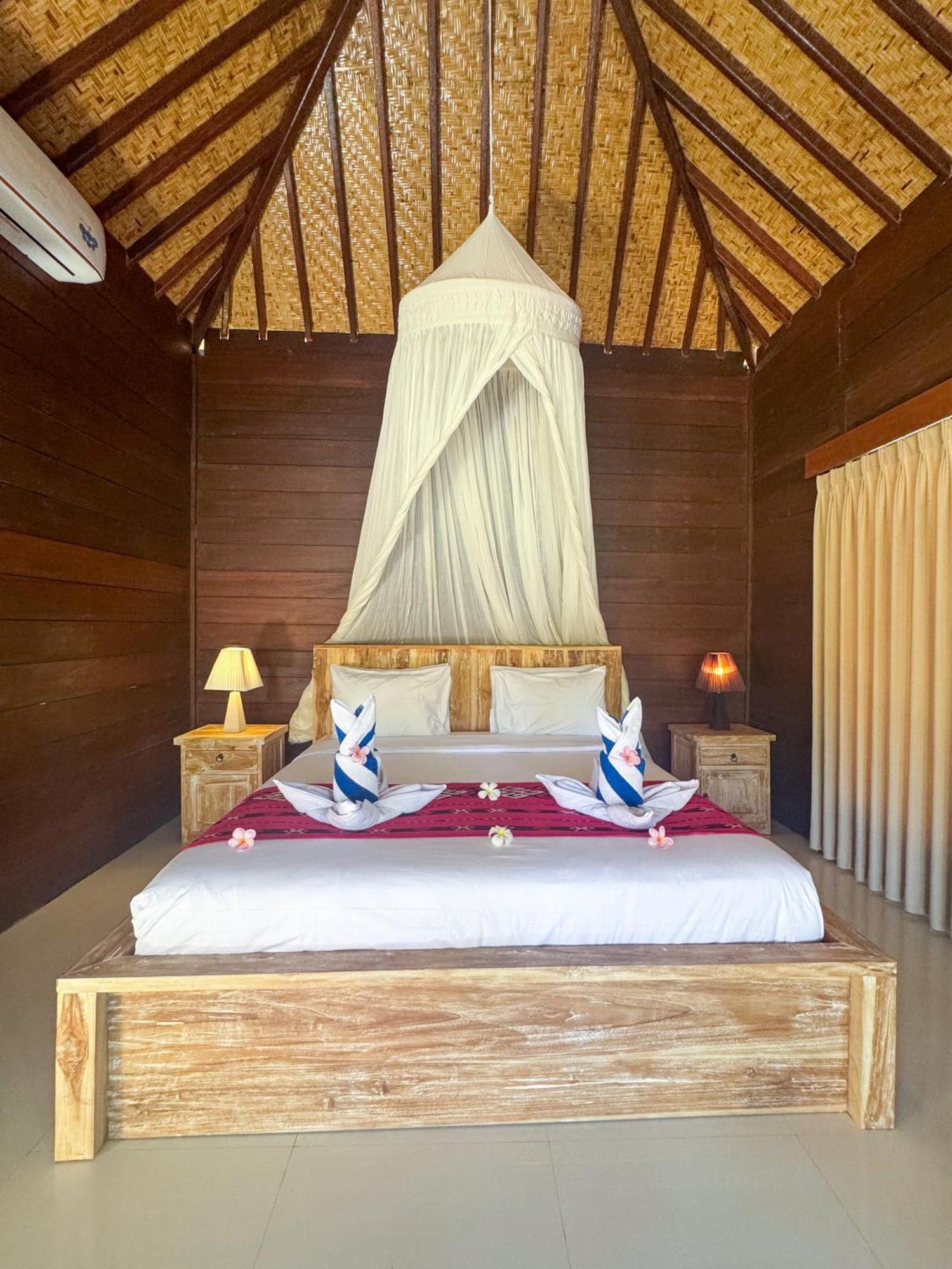 Villa Tahid Gili Air Exterior photo